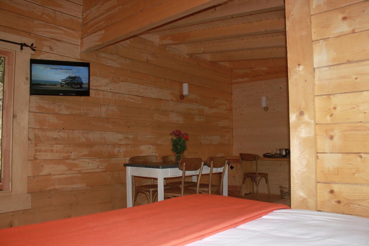 Les Cabanes Dans Les Bois Logis Hotel Villedubert 部屋 写真